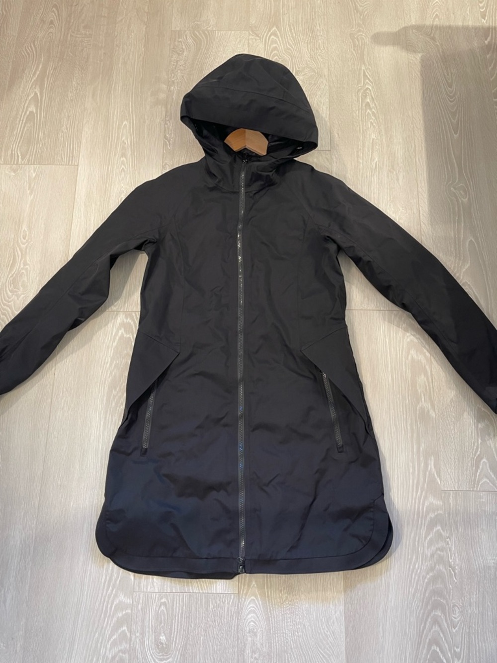 Lululemon Definitely Raining Jacket
Black size 6 - Picture 10 of 16